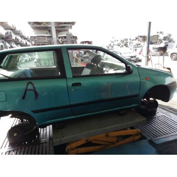 fiat punto berlina (176) del año 1996