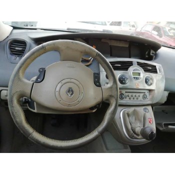 renault megane grand scenic ii del año 2005