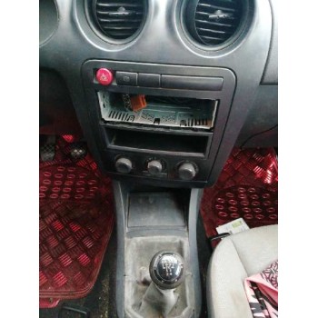 seat ibiza (6l1) del año 2004