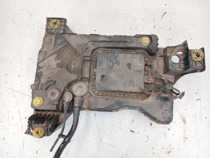Recambio de deposito adblue para peugeot 308 ii (lb_, lp_, lw_, lh_, l3_) 1.5 bluehdi 130 referencia OEM IAM 12678023  