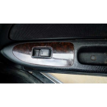 toyota avensis berlina (t 22) del año 2000