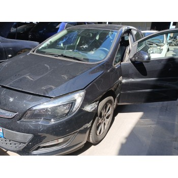 opel astra j (p10) del año 2014