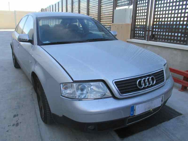 AUDI A6 BERLINA (4B2)