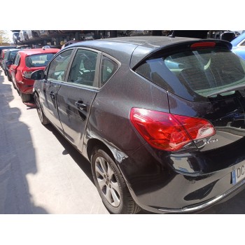 opel astra j (p10) del año 2014