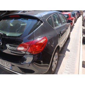 opel astra j (p10) del año 2014