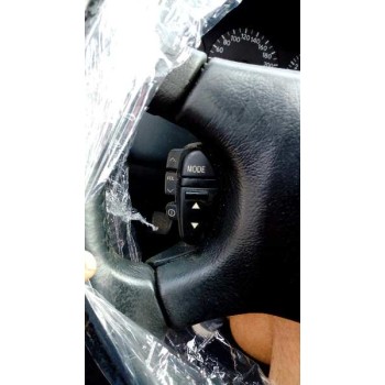 toyota avensis berlina (t 22) del año 2000