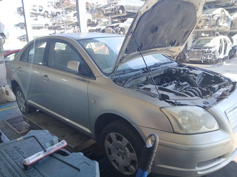 TOYOTA AVENSIS (_T25_)