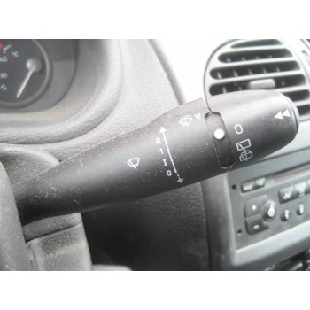 peugeot 206 berlina del año 2002