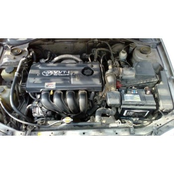 toyota avensis berlina (t 22) del año 2000