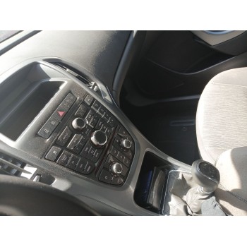 opel astra j (p10) del año 2014