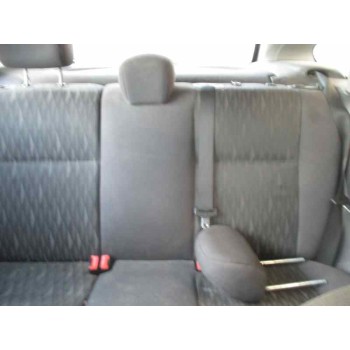 ford focus berlina (cak) del año 2003