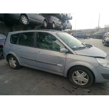 renault grand scenic del año 2005