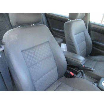 audi a6 berlina (4b2) del año 2000