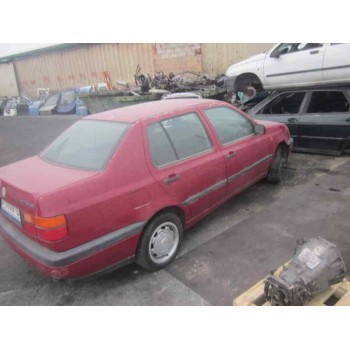 VOLKSWAGEN VENTO (1H2)