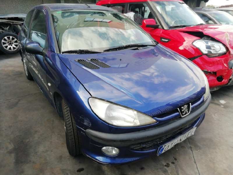 PEUGEOT 206 BERLINA