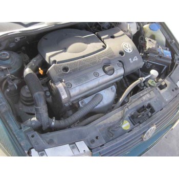 volkswagen polo berlina (6n1) del año 1998