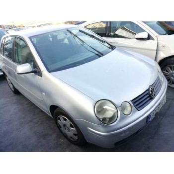 VOLKSWAGEN POLO (9N1)