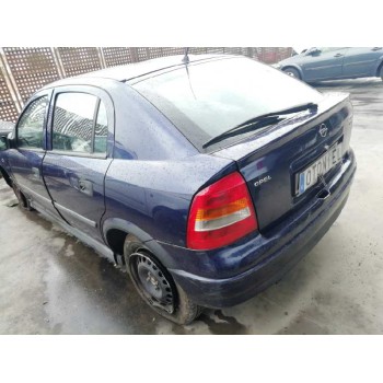 opel astra g berlina del año 2000