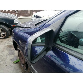 opel astra g berlina del año 2000