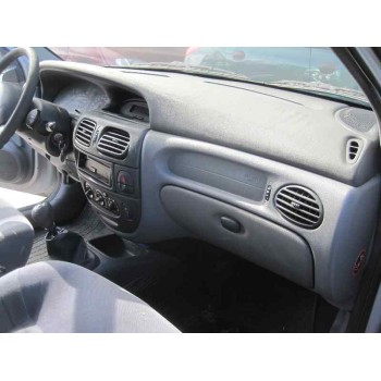 renault megane i fase 2 berlina (ba0) del año 2001