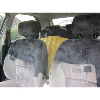 citroën xsara berlina del año 2002