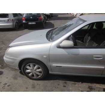 citroën xsara berlina del año 2002