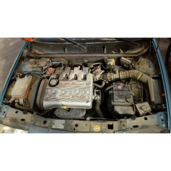 alfa romeo 145 del año 1999