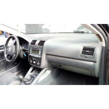 volkswagen golf v berlina (1k1) del año 2004