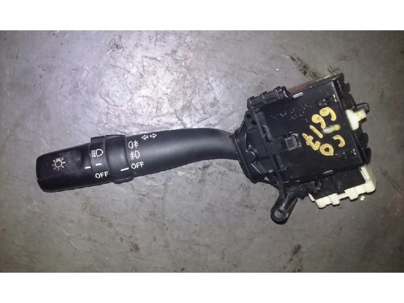 Recambio de mando intermitentes para toyota avensis berlina (t25) 1.8 sol sedán (4-ptas.) referencia OEM IAM   