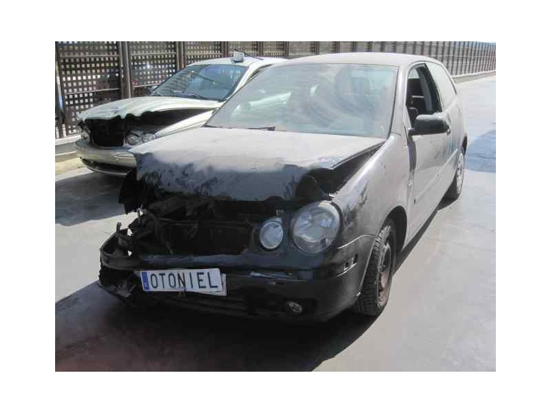 VOLKSWAGEN POLO (9N1)