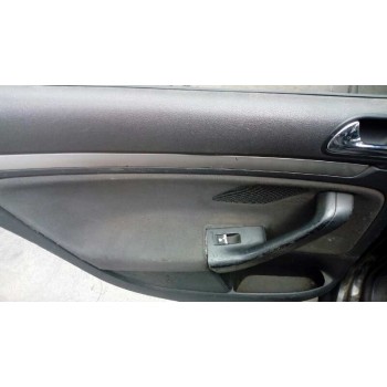 volkswagen golf v berlina (1k1) del año 2004