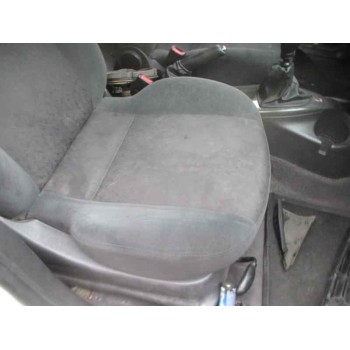 ford focus berlina (cak) del año 2001