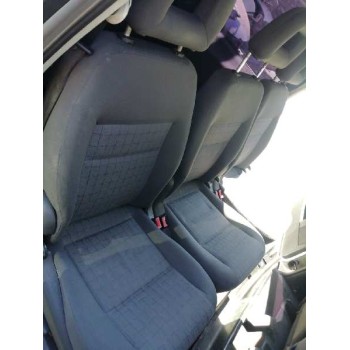 seat alhambra (7v9) del año 2004