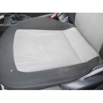 seat ibiza (6j5) del año 2013