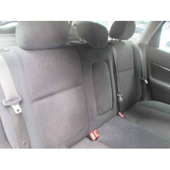 ford focus berlina (cak) del año 2001