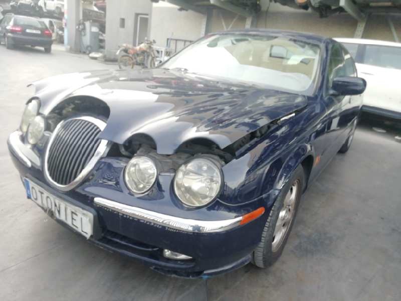 jaguar s-type del año 2000
