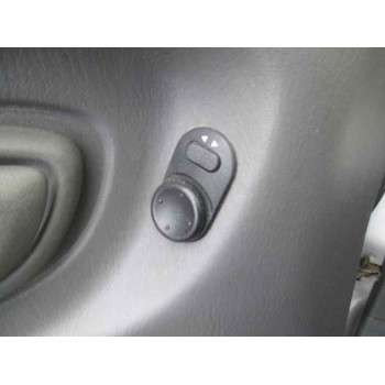 opel agila del año 2000