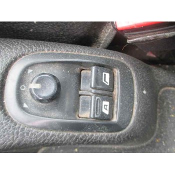 peugeot 206 berlina del año 2000