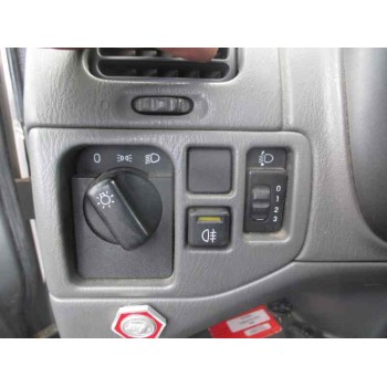 opel agila del año 2000