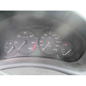 peugeot 206 berlina del año 2000