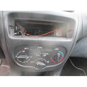 peugeot 206 berlina del año 2000