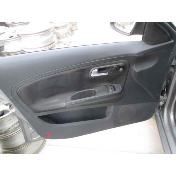 seat ibiza (6l1) del año 2003