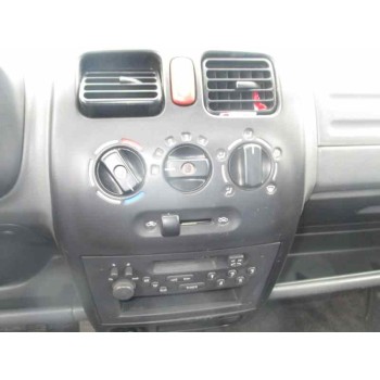 opel agila del año 2000