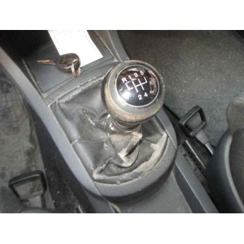 seat ibiza (6l1) del año 2003