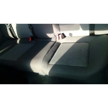 seat ibiza (6j5) del año 2010