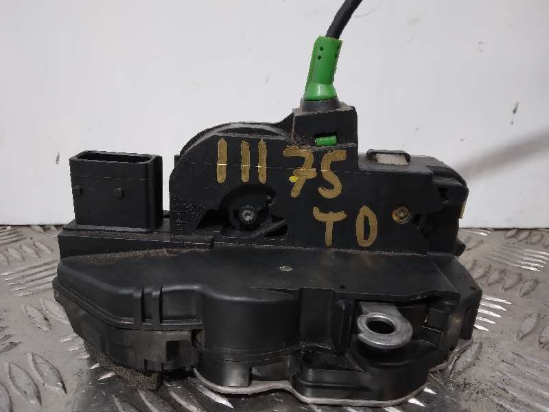 Recambio de cerradura puerta trasera derecha para opel insignia berlina 2.0 cdti cat referencia OEM IAM 3023880  6 PINES