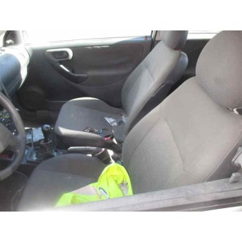 opel corsa c del año 2004