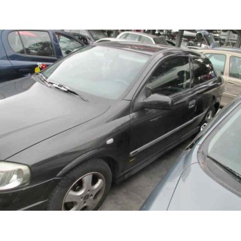 opel astra g berlina del año 2001