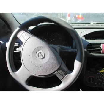 opel corsa c del año 2004