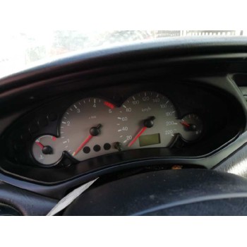 ford focus berlina (cak) del año 2003